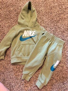 Toddler Nike Matching Set